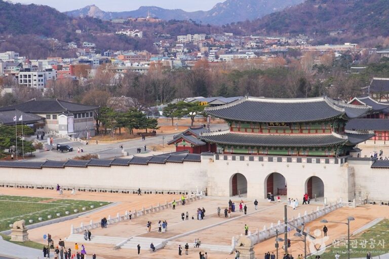 [Seúl] Puerta Gwanghwamun (광화문)
