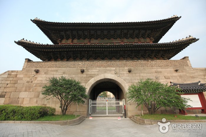 [Seúl] Puerta Heunginjimun (Dongdaemun) (흥인지문)