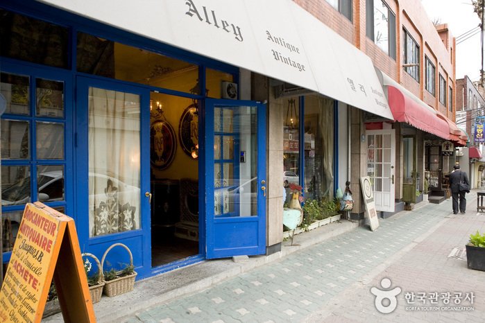 [Seúl] Calle de los Anticuarios de Itaewon (이태원 앤틱 가구 거리)