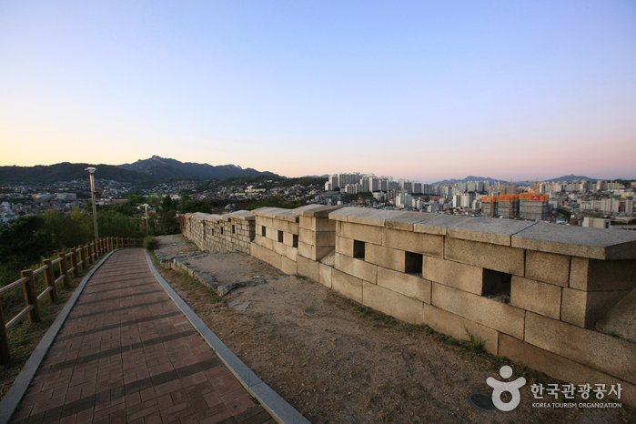 [Seúl] Muralla Hanyang Doseong de Seúl (Tour de Sellos)