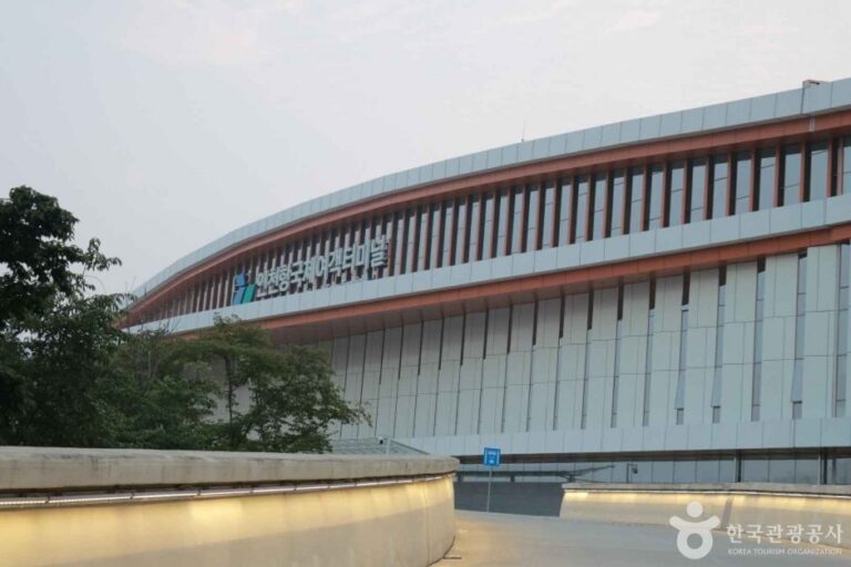 [Incheon] Terminal de Cruceros del Puerto de Incheon (인천항 크루즈터미널)