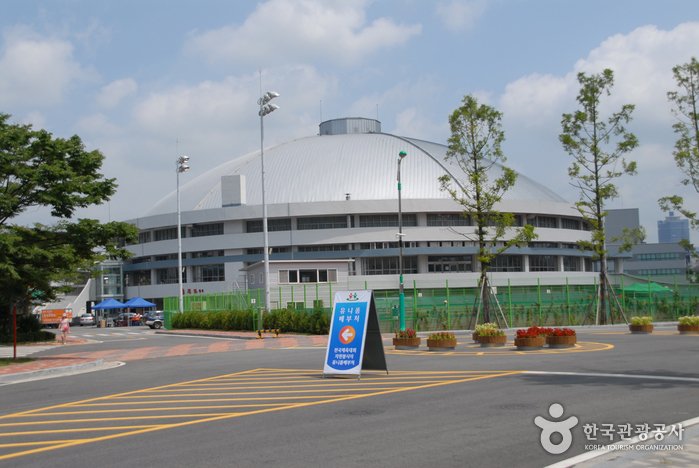 [Daejeon] Complejo Deportivo Hanbat (한밭종합운동장)