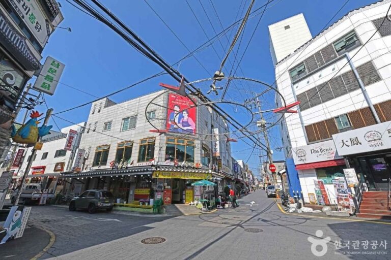 [Gyeonggi-do] Calle del Tongdak de Suwon (수원통닭거리)