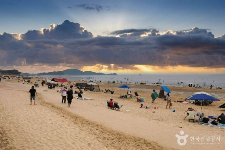 [Gyeonggi-do] Playa Bangameori (방아머리해변)