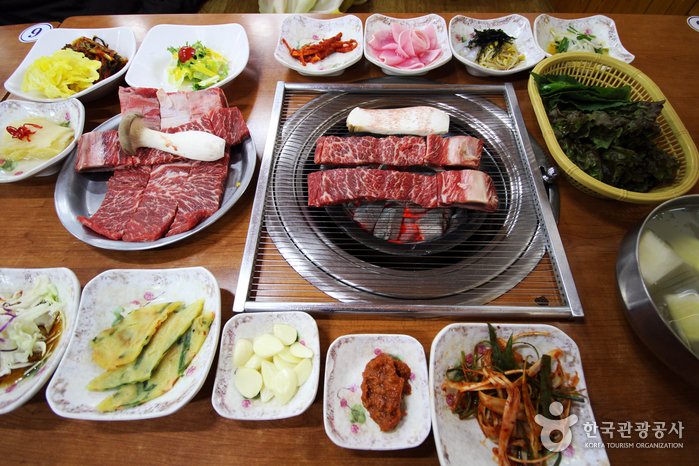 [Gyeonggi-do] Aldea Idong Galbi de Pocheon (포천 이동갈비마을)