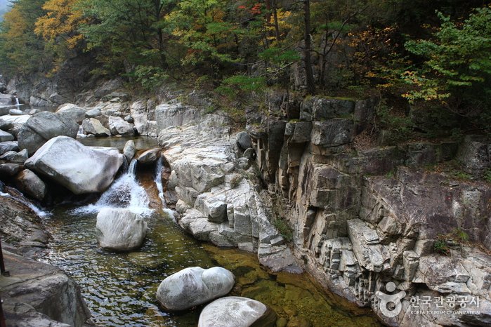 [Gangwon-do] Valle Sogeumgang del Monte Odaesan (오대산 소금강계곡)