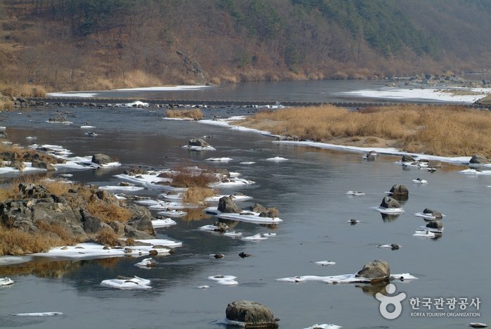 [Gangwon-do] Río Seomgang (Complejo Recreativo del Río Seomgang) (섬강(섬강유원지))