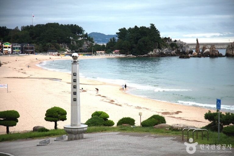 [Gangwon-do] Lugar de la Leyenda de Haega (해가사의 터)