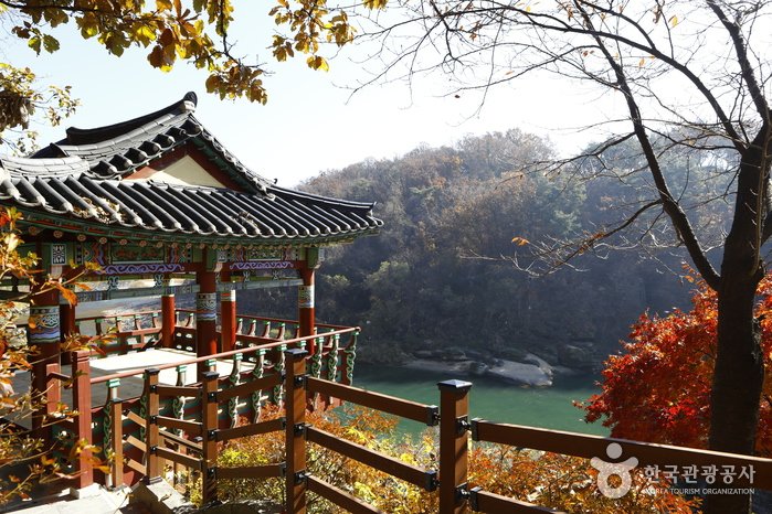[Gangwon-do] Sitio Turístico Nacional de Goseokjeong (고석정국민관광지)