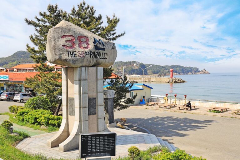 [Gangwon-do] Parada de Descanso del Paralelo 38 (38선휴게소)