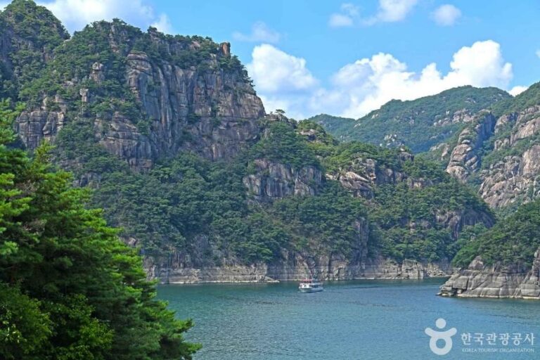[Chungcheongbuk-do] Ferri-crucero del Lago Chungju (충주호 유람선)