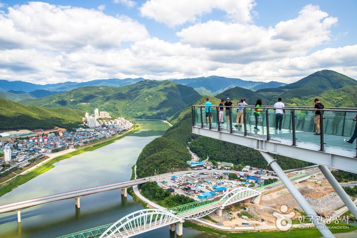 [Chungcheongbuk-do] Pasarela Panorámica Mancheonha (만천하 스카이워크)