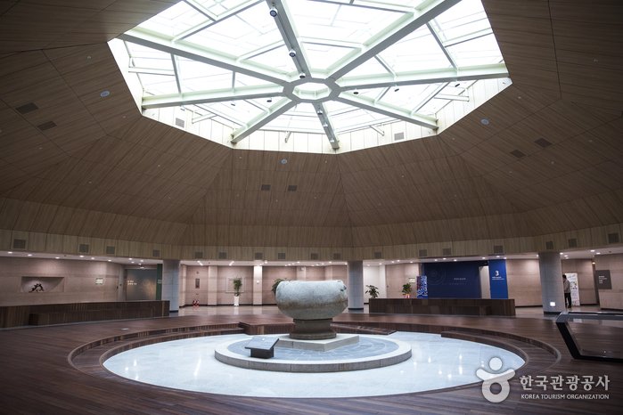 [Chungcheongnam-do] Museo Nacional de Buyeo (국립부여박물관)