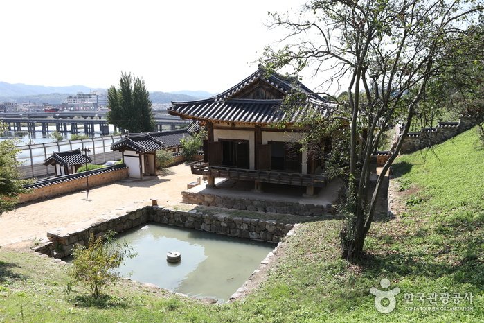 [Gyeongsangbuk-do] Residencia Tradicional Imcheonggak en Andong (안동 임청각)
