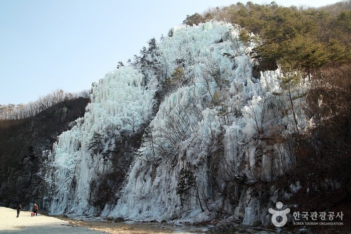 [Gyeongsangbuk-do] Valle Eoreumgol de Cheongsong (청송 얼음골)
