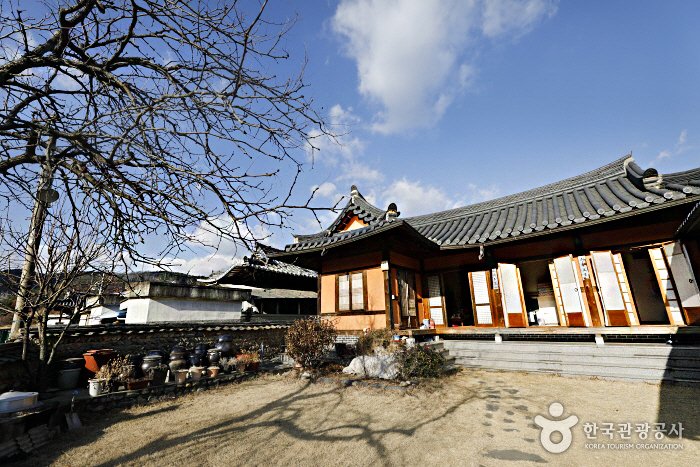 [Gyeongsangbuk-do] Hadongdaek House / 하동댁