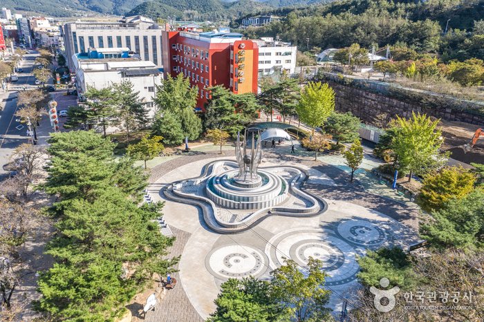 [Gyeongsangnam-do] Zona Turística Especial de las Termas de Bugok (부곡온천 관광특구)