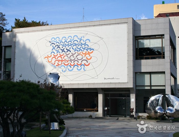 [Gyeongsangnam-do] Galería de Arte Municipal Masan Moon Shin de Changwon (창원시립마산문신미술관)