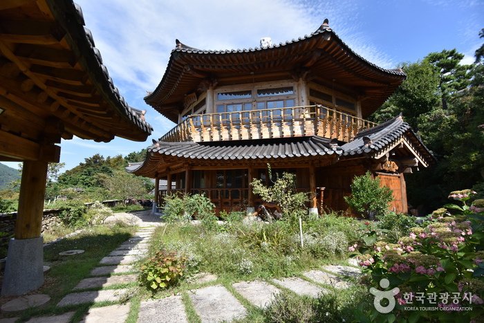 [Gyeongsangnam-do] YETMASIL / 옛마실펜션