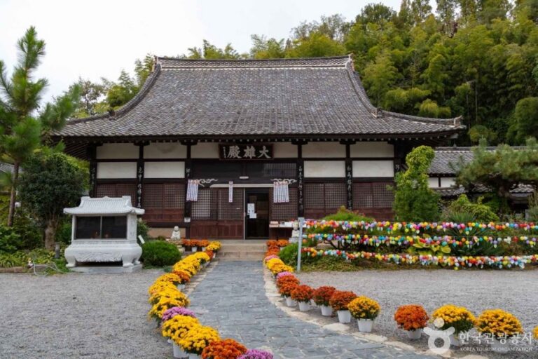 [Jeollabuk-do] Templo Dongguksa en Gunsan (동국사(군산))