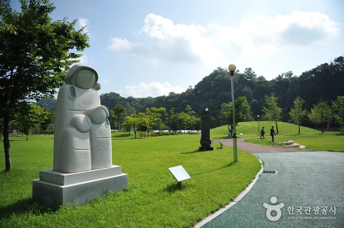 [Jeollabuk-do] Complejo Turístico y Parque de Esculturas de Saseondae (사선대관광지&조각공원)