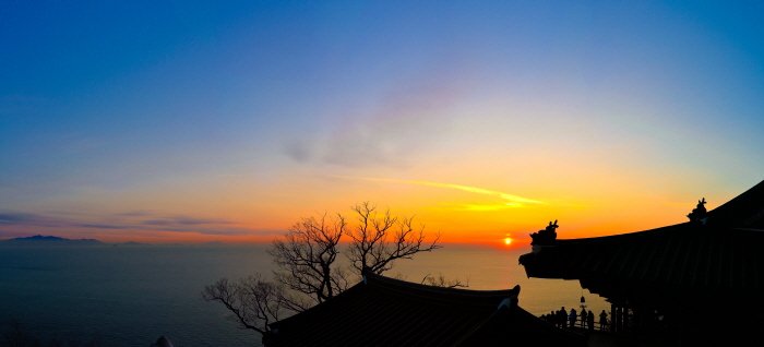 [Jeollanam-do] Festival del Amanecer de Año Nuevo de Hyangiram (여수향일암일출제)