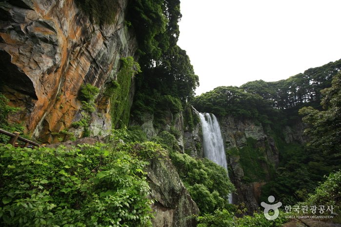 [Jeju] Cascada Eongtto (엉또폭포)