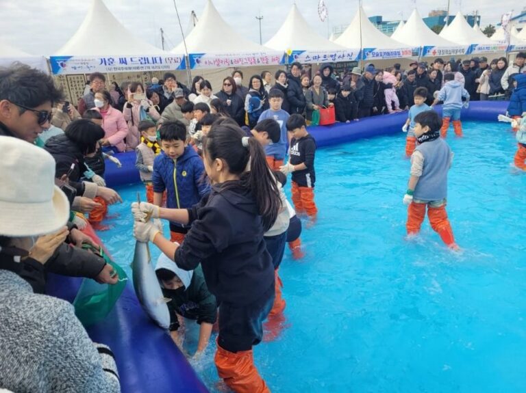 [Jeju] Festival del Bangeo del Extremo Sur (최남단 방어 축제)